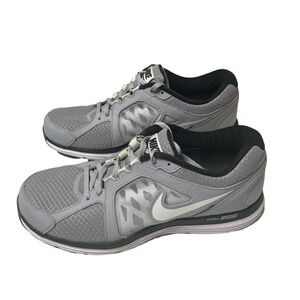 Nike Sz 10 Mens Dual Fusion shoes